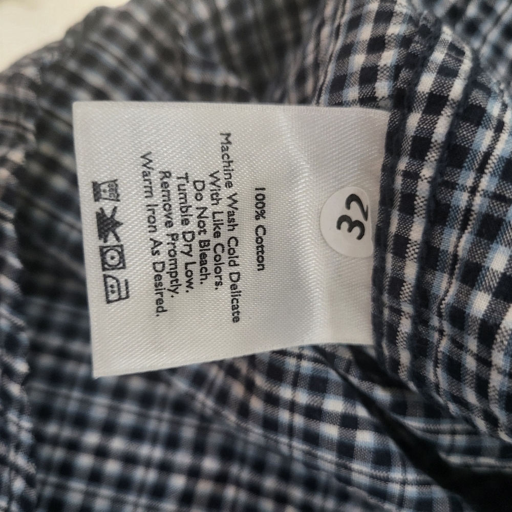 Eddie Bauer Short Sleeve Plaid Button Down Shirt - Picture 10 of 10